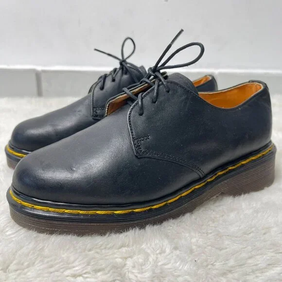 Dr. Martens Boy display picture 1